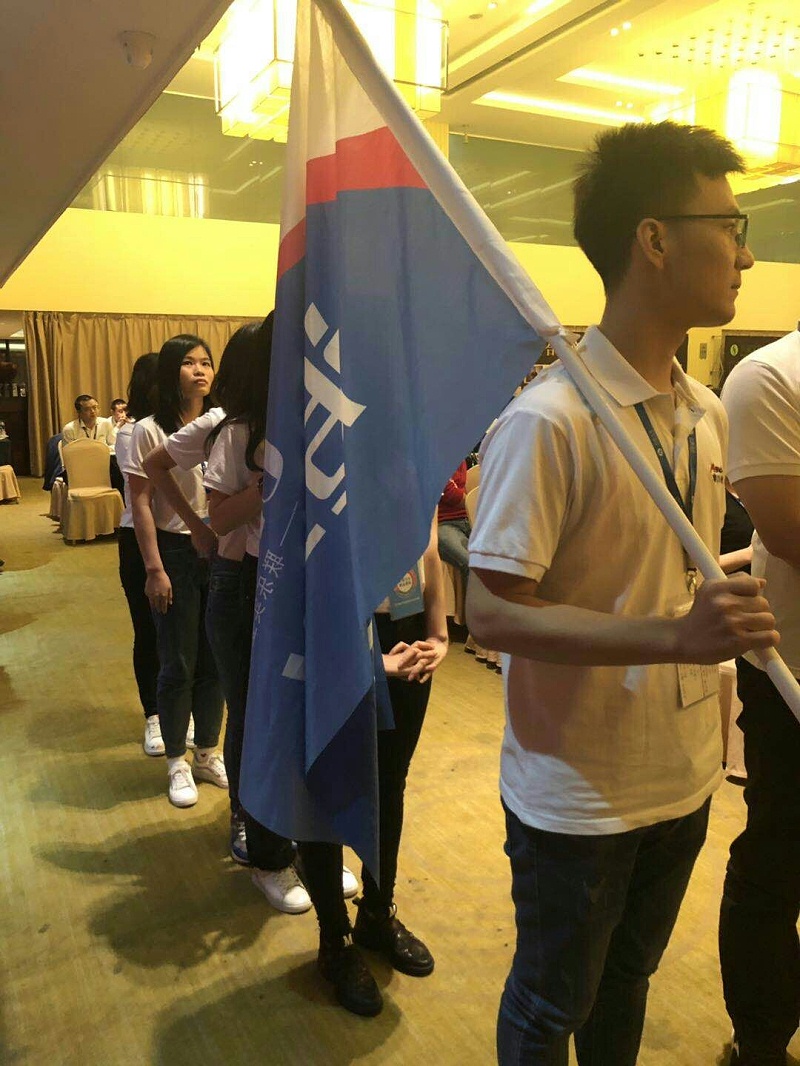 準(zhǔn)備上臺(tái)展示